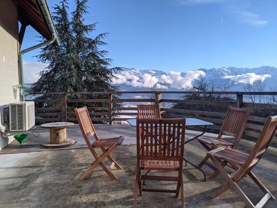 Maison Familiale En Montagne Avec Vue Merveilleuse Sur Le Massif De Belledonne Saint-Bernard  Екстериор снимка